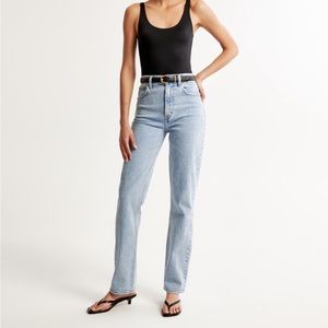 NWT ABERCROMBIE THE 90s STRAIGHT SIZE 28